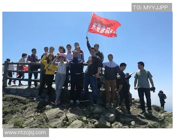 杨敏独家分享攀岩技巧与心得体会助你征服高峰 杨敏独家分享攀岩技巧与心得体会助你征服高峰