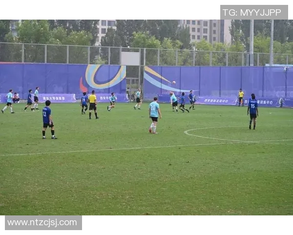 西安足球队的速度之旅:追逐梦想的绿茵风暴与激情碰撞 西安足球队的速度之旅:追逐梦想的绿茵风暴与激情碰撞